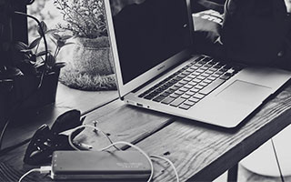 约会中感觉对方不感兴趣？是该直接沟通还是冷处理？